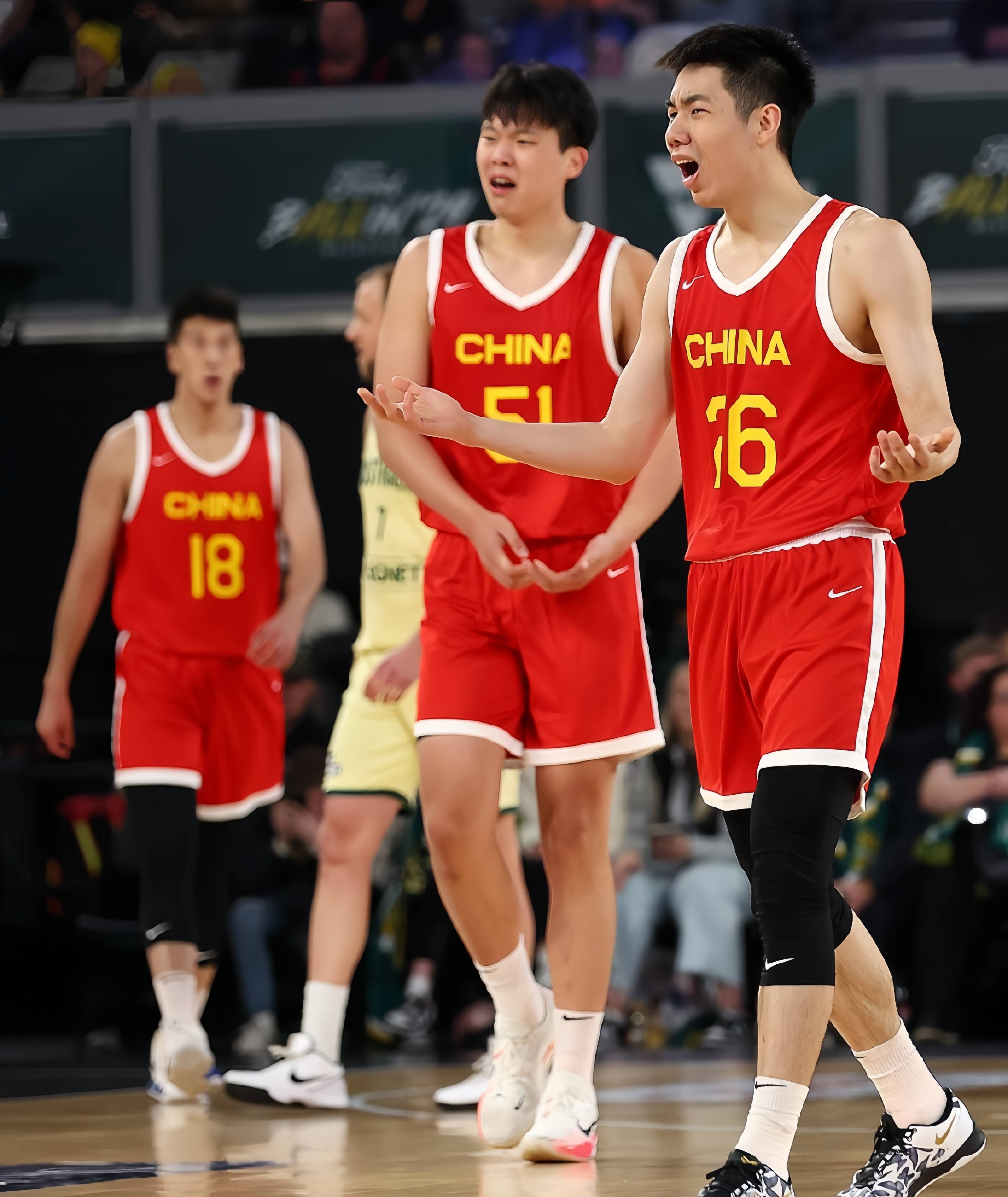 关于福建男篮客场逆袭，打破对手的强势势头的信息